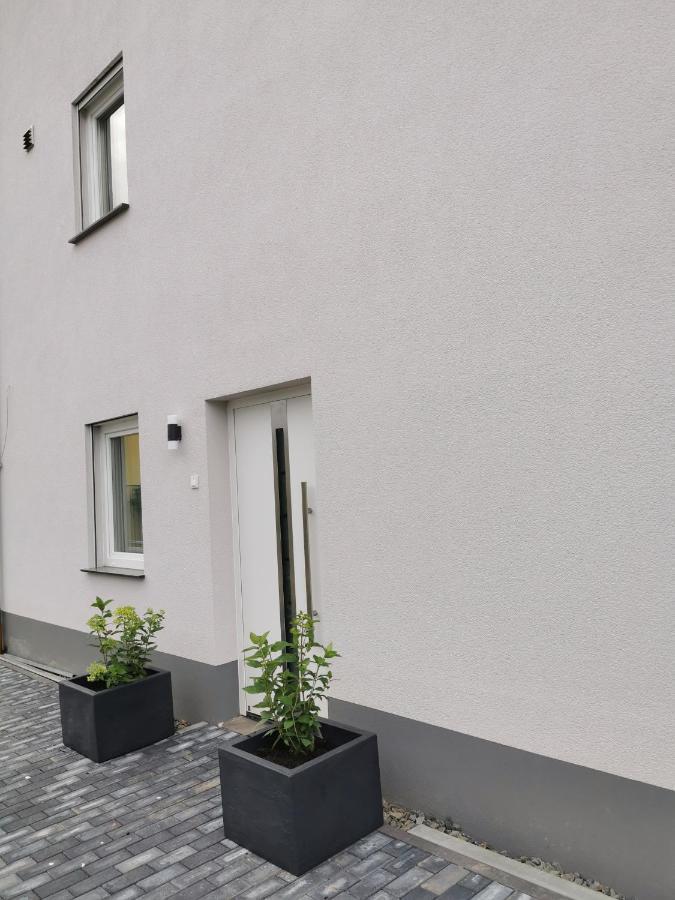 Ferienwohnung Auf Villa Hendschhof Sankt Wendel Exterior photo