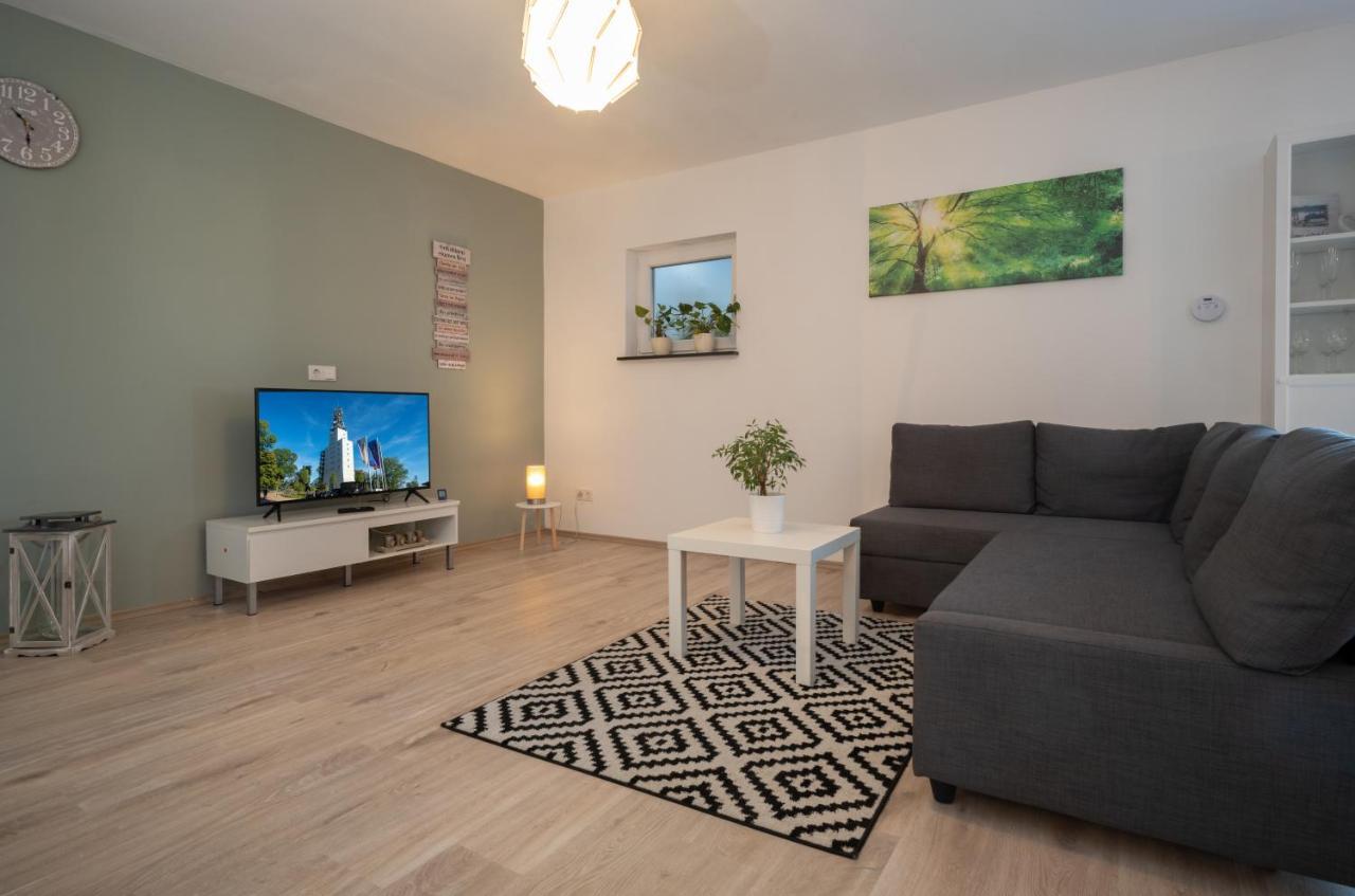 Ferienwohnung Auf Villa Hendschhof Sankt Wendel Exterior photo